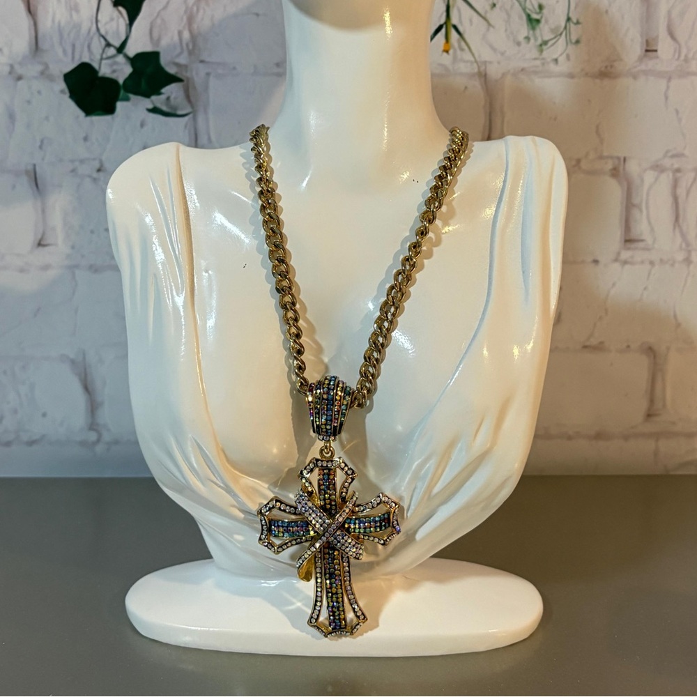 High end European made Gold Chain Necklace with Cross Pendant🌈✨💫